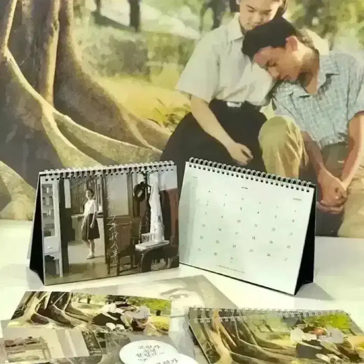 [BUNJANG] Edward Yang A Brighter Summer Day Calendar + Postcard Set + Hand Mirror + Logo Pouch Bundle Set / [미개봉풀셋] 고령가 소년 살인사건 패키지 캘린더+엽서세트+손거울 에드워드양 영화
