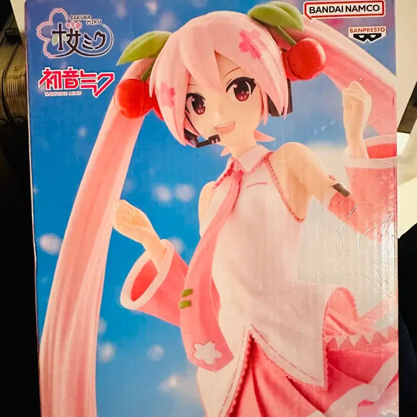 [BUNJANG] Banpresto Sakura Miku Figure (Sealed) / 미개봉) 반프레스토 사쿠라 미쿠 피규어