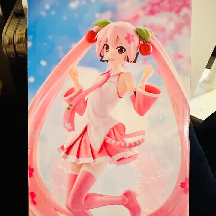 [BUNJANG] Banpresto Sakura Miku Figure (Sealed) / 미개봉) 반프레스토 사쿠라 미쿠 피규어