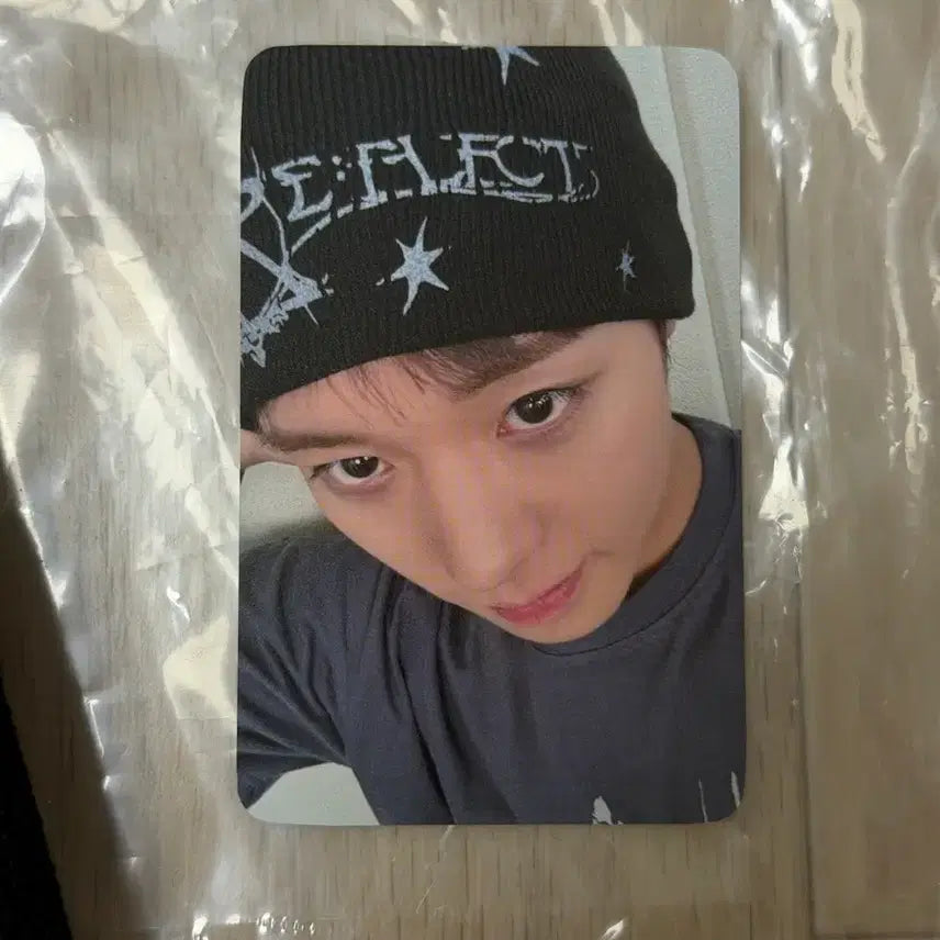 [BUNJANG] Park Jihoon Reflect MD Goods Photocard / 박지훈 비니 리플렉트 엠디 굿즈 포카