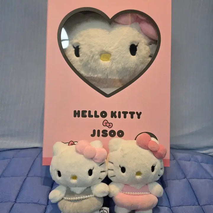 [BUNJANG] BLACKPINK Jisoo Hello Kitty 40cm Doll / 헬로키티 지수 인형 40 cm