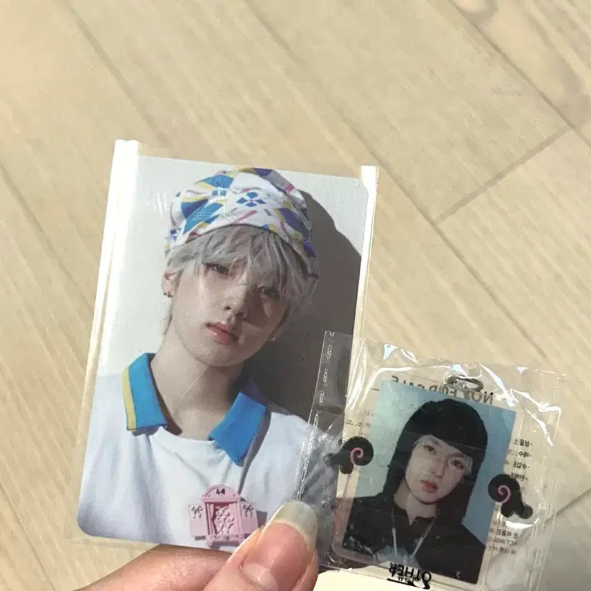 [BUNJANG] NCT WISH Sakuya Mini Backpack Keychain Set / 엔시티위시 미니 백팩 키링 (+사쿠야세트 포카 키링 스티커)