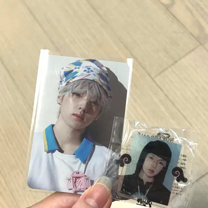 [BUNJANG] NCT WISH Sakuya Mini Backpack Keychain Set / 엔시티위시 미니 백팩 키링 (+사쿠야세트 포카 키링 스티커)
