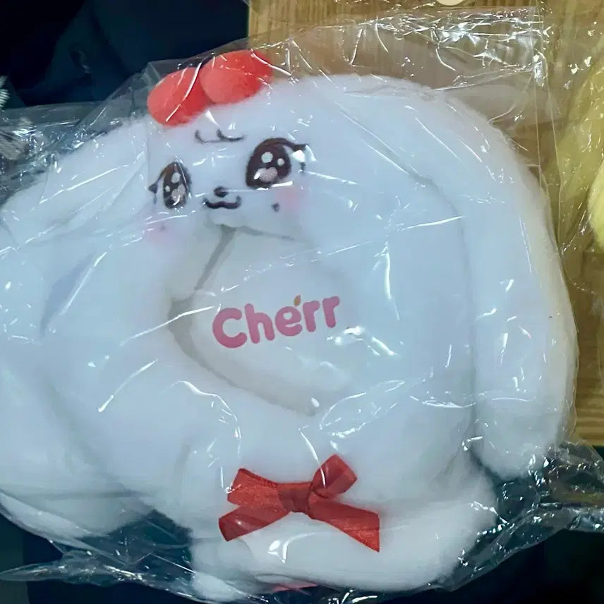 [BUNJANG] IVE MiniB Glow Stick Cape (Cherry) / 아이브 미니브 팝업 응원봉 케이프(체리)