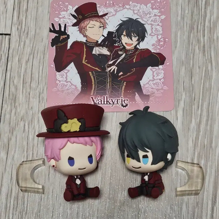 [BUNJANG] Ensemble Stars! Nijito Figure - Itsuki Shu (Valkyrie) / [일괄] 앙상블스타즈 앙스타 푸니빈즈 피규어 이츠키 슈, 카게히라 미카 발키리