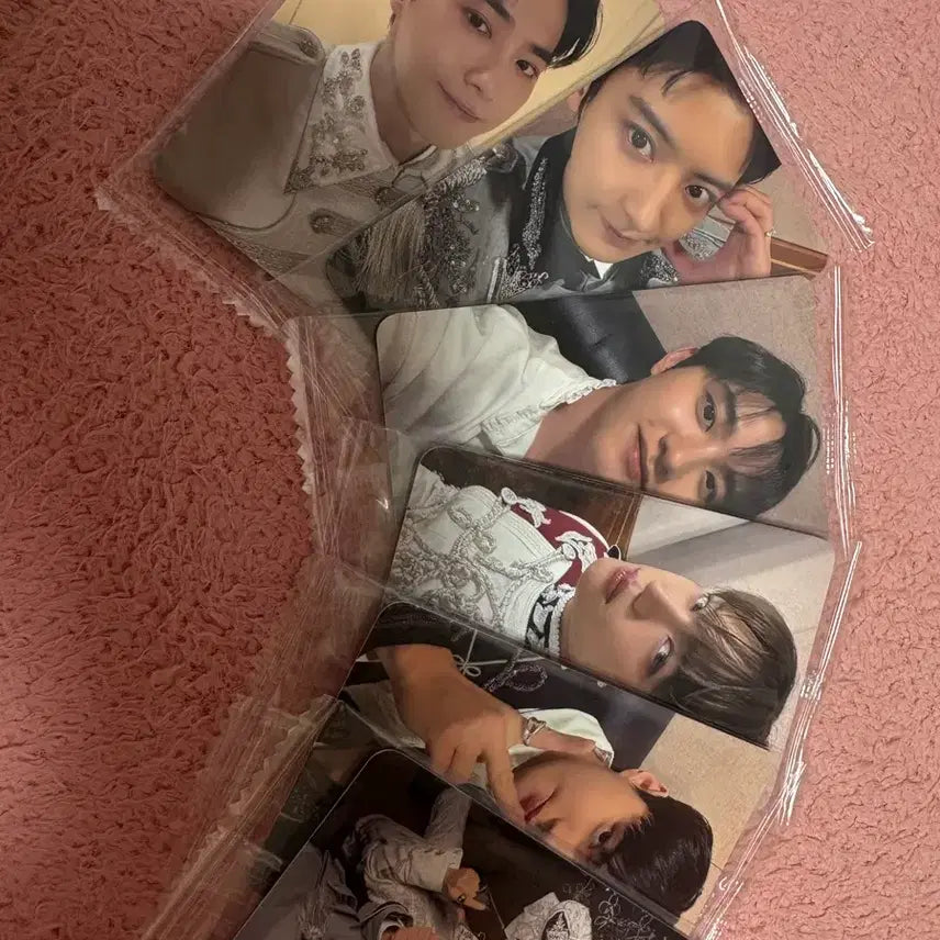 [BUNJANG] EXO K-Town 4U Photocard Bundle Set / 엑소 케타포 포카 엑소 단체포카 케타포 포카 미공포 엑소 포카 일괄