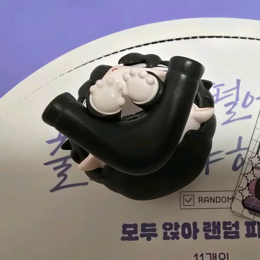 [BUNJANG] Gye-dam Office Kim Sol-eum Figure Official Pop-up / 괴담출근 모두앉아 김솔음 피규어 공식 팝업