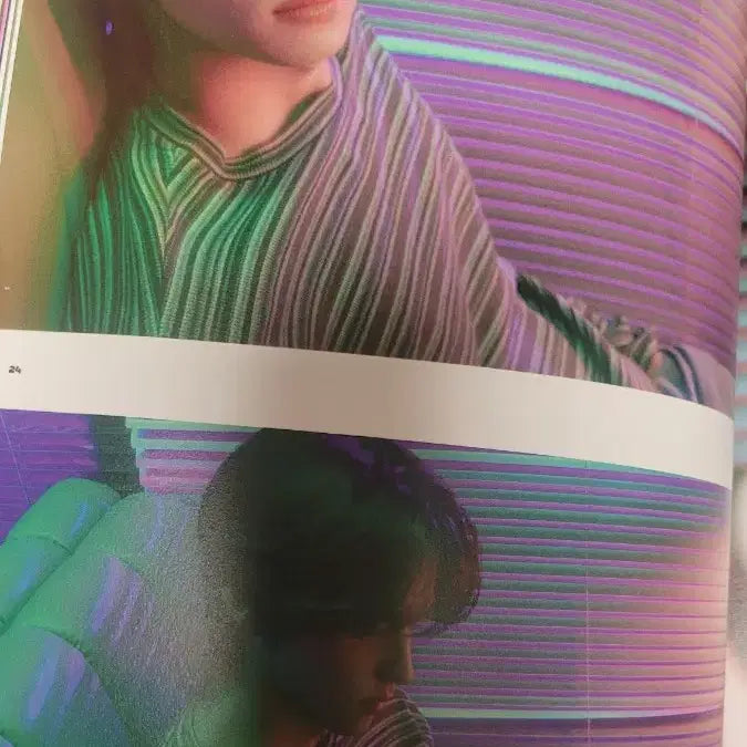[BUNJANG] Dicon Magazine Shiyoo Cover Type B / 디아이콘 B타입 잡지  신유표지