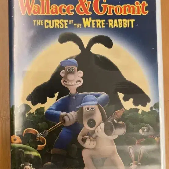 [BUNJANG] Wallace &amp; Gromit: The Curse of the Were-Rabbit &amp; Madagascar 1 DVD Bundle / 월레스와 그로밋: 거대 토끼의 전설 (Wallace &amp; Gromit: The Curse of the Were-Rabbit),마다가스카 1 (Madagascar) DVD 일괄