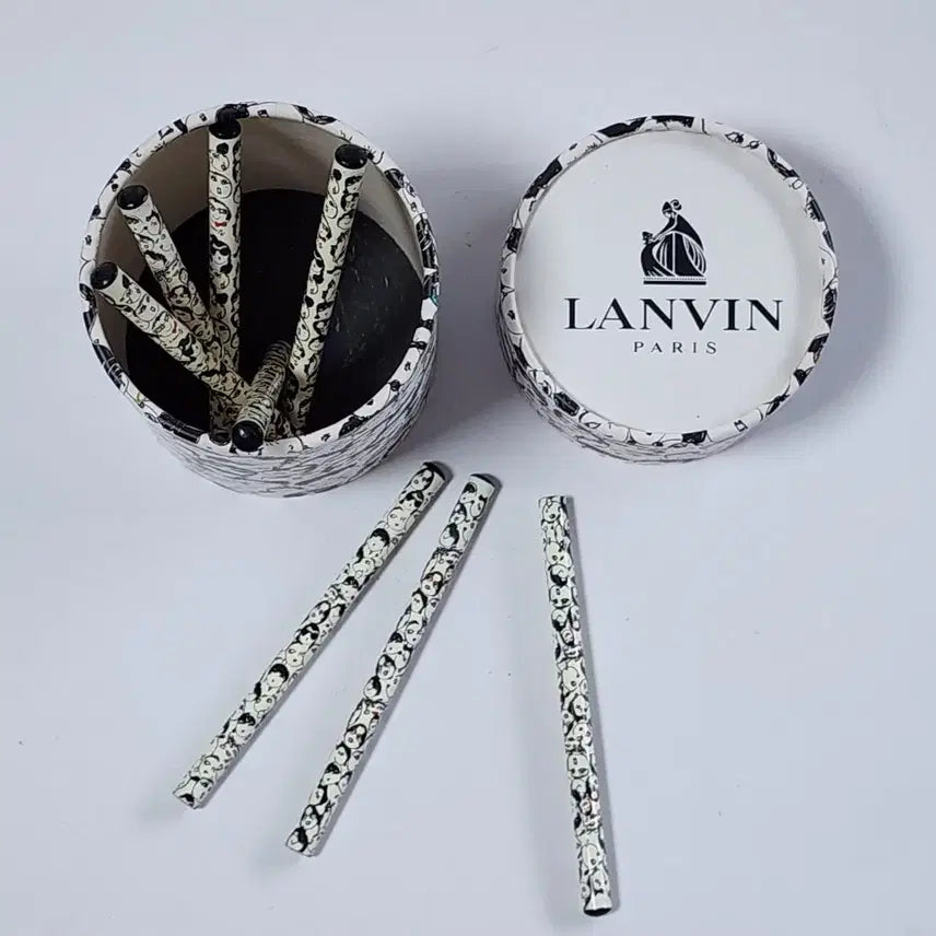 [BUNJANG] Lanvin Alber Elbaz Illustrated Mini Pencil &amp; Case Set / [희귀/한정판] 랑방(LANVIN) 알베르 엘바즈 일러스트 미니 연필 &amp; 케이스 세트