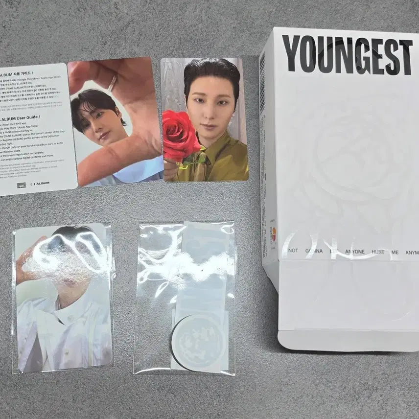 [BUNJANG] YOUNGEST Album Photocard and Sticker Set / 영스트 앨범 포토카드 스티커 포함