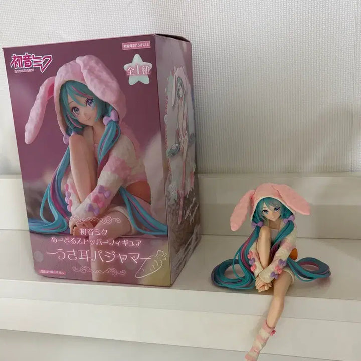 [BUNJANG] Furyu Hatsune Miku Pajama Noodle Stopper Figure / 후류 하츠네 미쿠 파자마 누들스토퍼 피규어