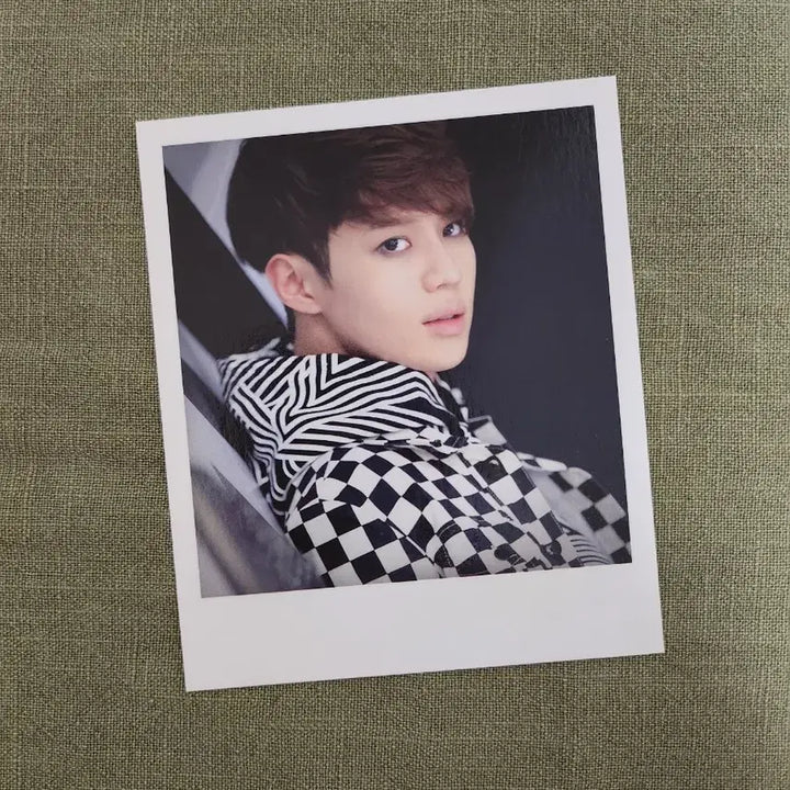 [BUNJANG] SHINee Taemin Polaroids / 샤이니 태민 폴라