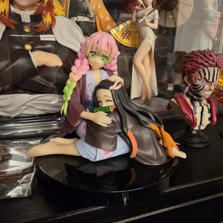 [BUNJANG] Demon Slayer Mitsuri &amp; Nezuko Figure / 귀멸의 칼날 피규어 미츠리 네즈코