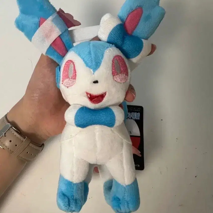 [BUNJANG] Pokemon Shiny Sylveon Plush Toy / 포켓몬스터 포켓몬 님피아 이로치 인형