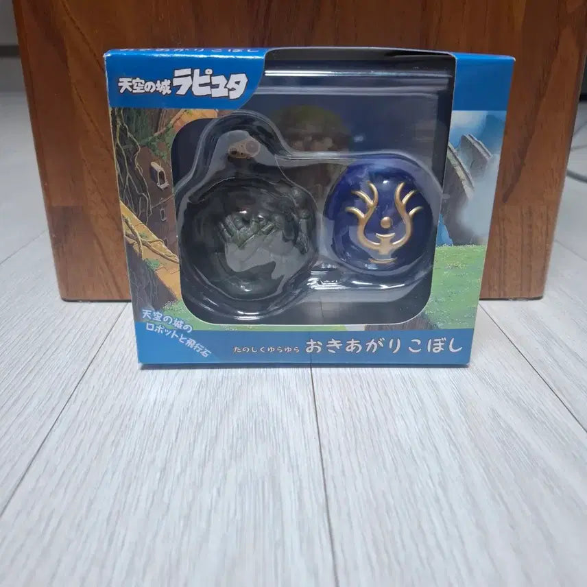 [BUNJANG] Studio Ghibli Castle in the Sky Robot Soldier &amp; Laputa Stone Nesting Doll Figure (Sealed) / [레어][고전][미개봉][지브리][천공의성라퓨타] 로봇병과 비행석 오뚝이 피규어
