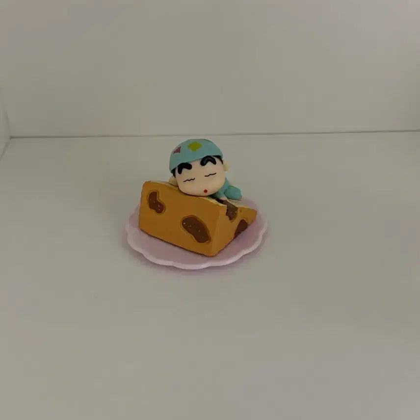[BUNJANG] Crayon Shin-chan Cheese Figure / 짱구는 못말려 피규어