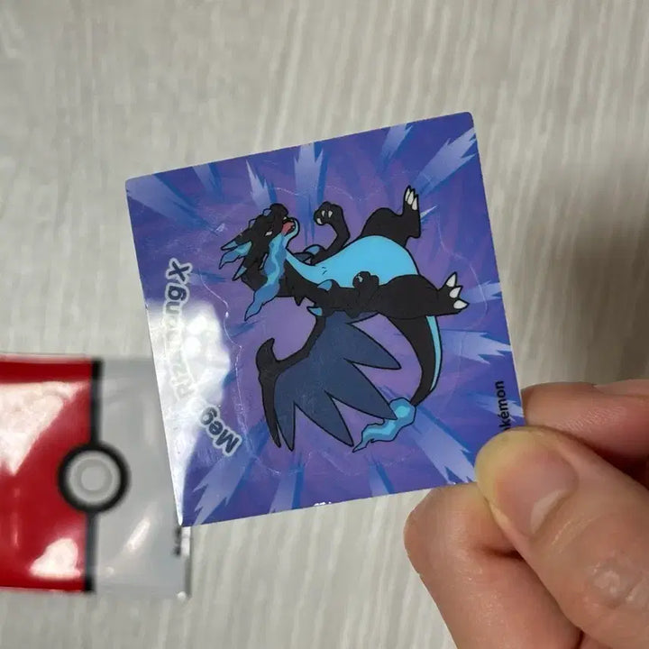 [BUNJANG] Damter Pokemon Bread Sticker Mega Charizard X / 담터 폭신폭신 포켓몬 띠부씰 스티커 메가 리자몽