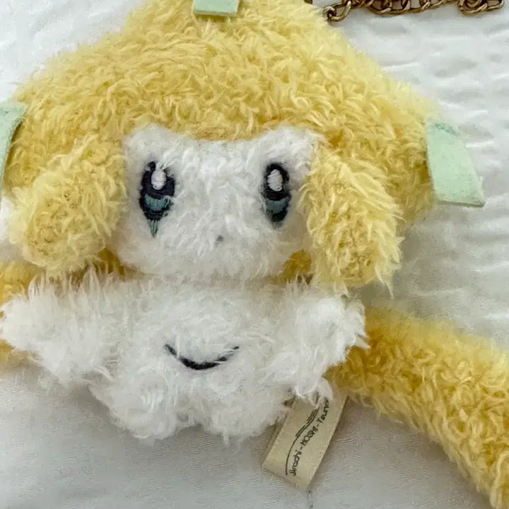 [BUNJANG] Pokemon Center Jirachi Glow-in-the-Dark Plush Keychain Japan Authentic / 포켓몬센터 오리지널 야광 지라치 인형 키링 키체인 일본 정품
