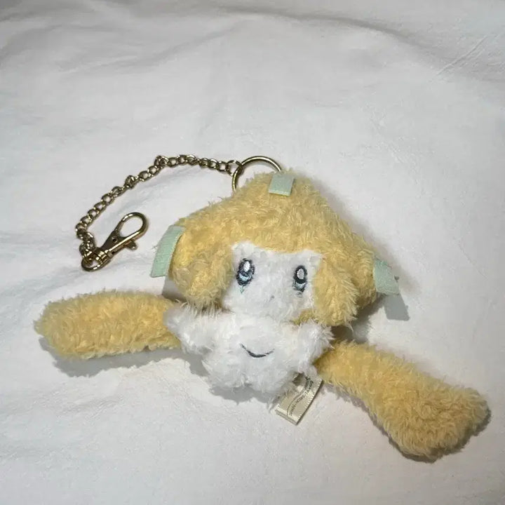 [BUNJANG] Pokemon Center Jirachi Glow-in-the-Dark Plush Keychain Japan Authentic / 포켓몬센터 오리지널 야광 지라치 인형 키링 키체인 일본 정품
