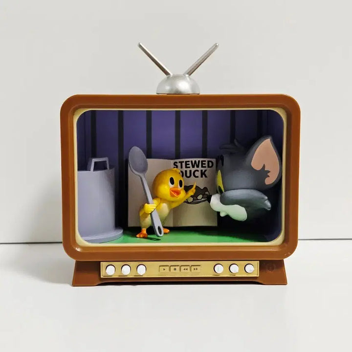 [BUNJANG] 52Toys Tom and Jerry Classic Moments TV Season 2 Baby Bird and Tom Figure Mood Lamp / 52토이즈 톰과제리 클래식 모먼트 tv 시즌2 아기새와 톰 피규어 무드등