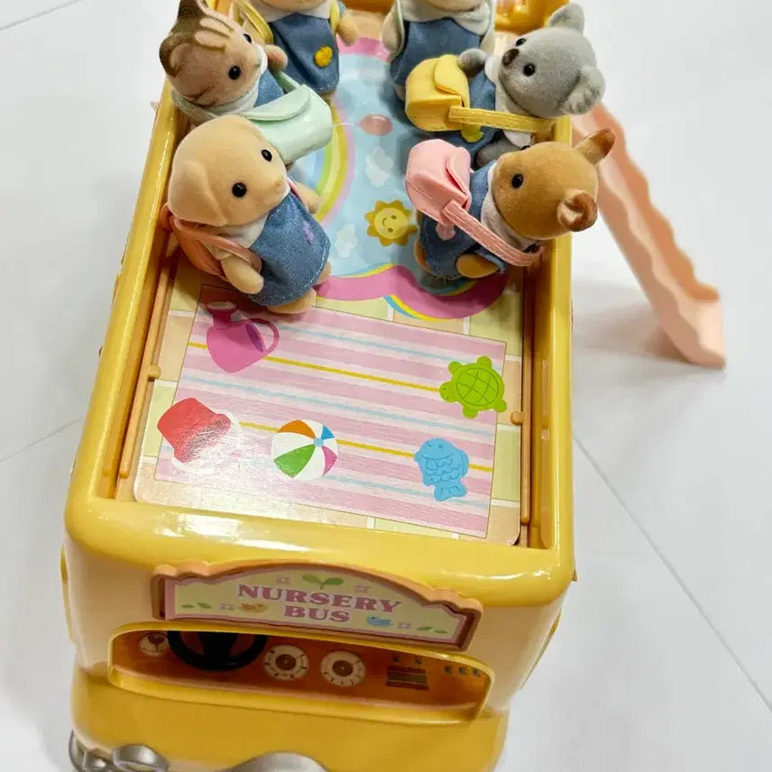 [BUNJANG] Sylvanian Families Kindergarten Bus Set / 실바니안 유치원&amp;버스 세트