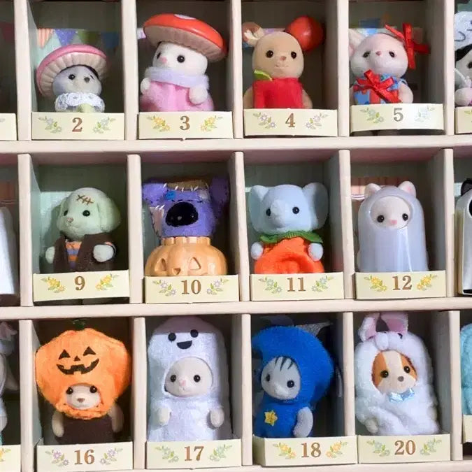 [BUNJANG] Sylvanian Families Secret Forest Mushroom Cat Blind Box / 실바니안 비밀의 숲 버섯 고양이 블라인드