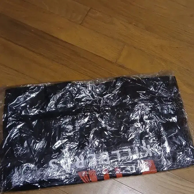 [BUNJANG] Helper Killerberos Tote Bag / 헬퍼 킬베로스 토트백 가방 팝니다