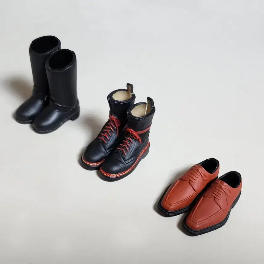 [BUNJANG] Momoko Doll Shoes - Set of 3 (Display Use) / 육일 모모꼬 신발 정리