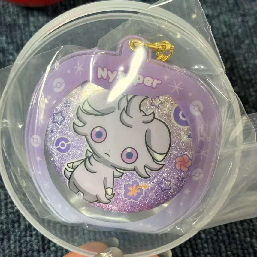 [BUNJANG] Pokemon Relaxing Vacation Gacha Fan Charm Badge Keychain Nyaongas / 포켓몬 느긋느긋 바캉스 가챠 부채 뱃지 키링 냐스퍼