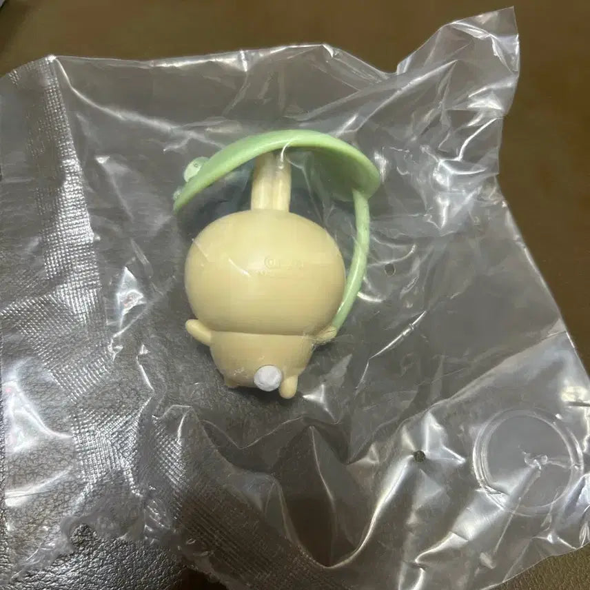 [BUNJANG] Cheekawaii Usagi Umbrella Figure (Sealed) / 치이카와 우산 피규어 우사기