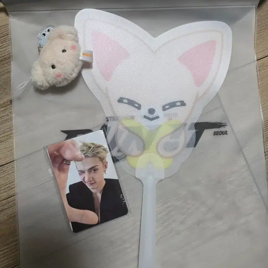 [BUNJANG] Stray Kids Run It Concert Entrance Gift Bundle Set / 스트레이키즈 런잇 콘서트 입장기프트 8/1 세트 일괄
