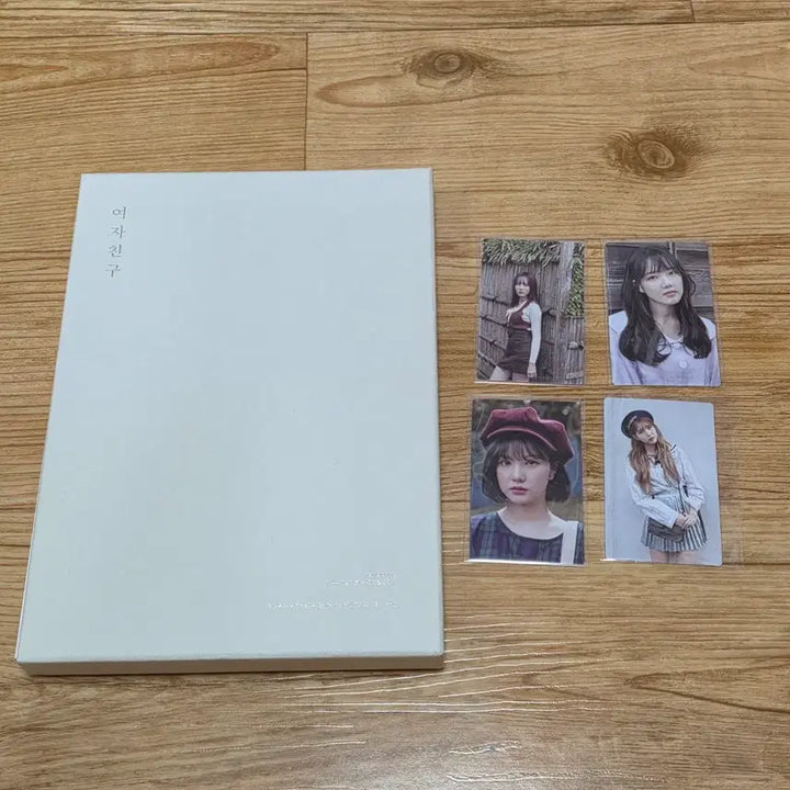 [BUNJANG] GFRIEND Photobook (Photocard Included) / 여자친구 포토북(포카포함) 판매합니다.