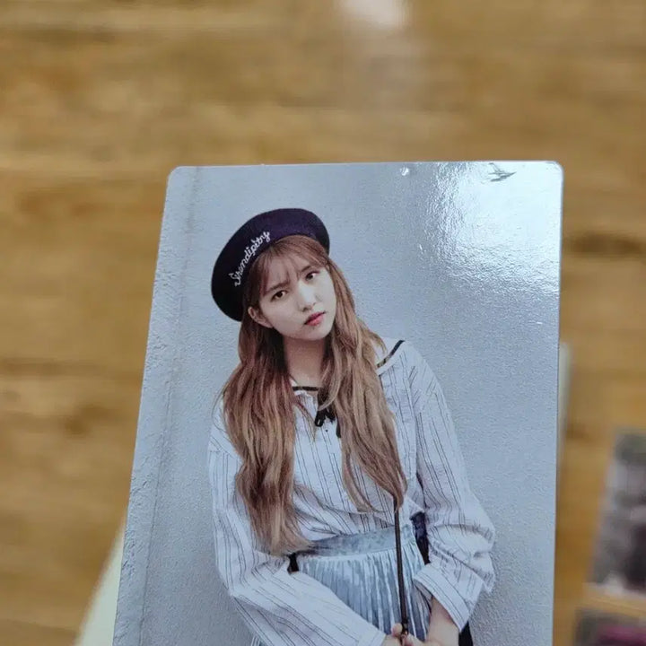 [BUNJANG] GFRIEND Photobook (Photocard Included) / 여자친구 포토북(포카포함) 판매합니다.