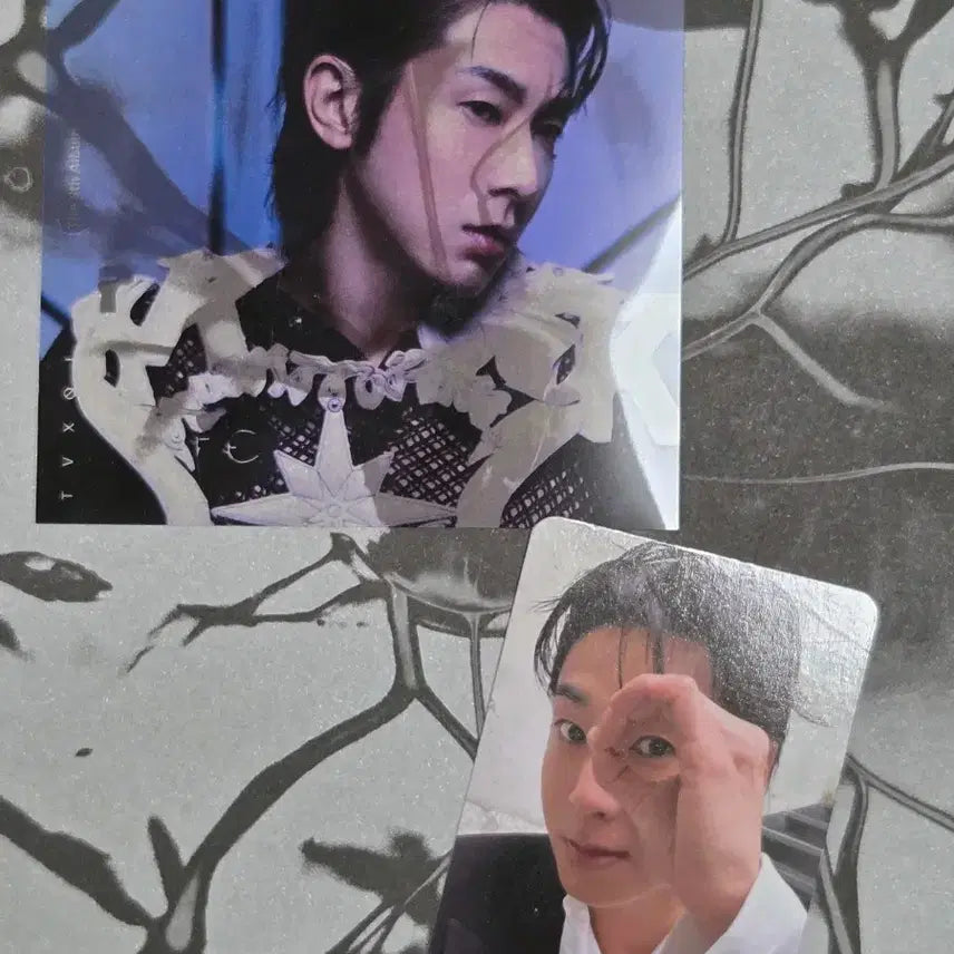 [BUNJANG] TVXQ! 20&amp;2 Lab Ver. U-Know Yunho Photocard and Film Set / 동방신기 20&amp;2 lab ver 유노윤호