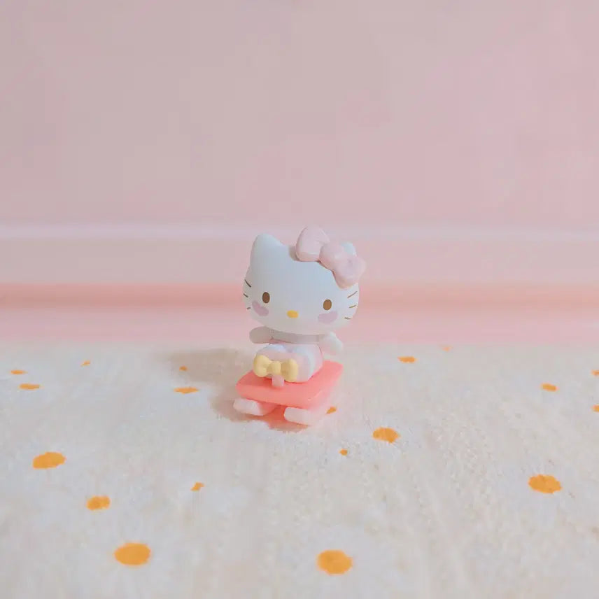 [BUNJANG] Sanrio Genuine Baby Angel Kitty Rocking Horse Figure / 산리오정품)베이비 엔젤키티 흔들목마 피규어