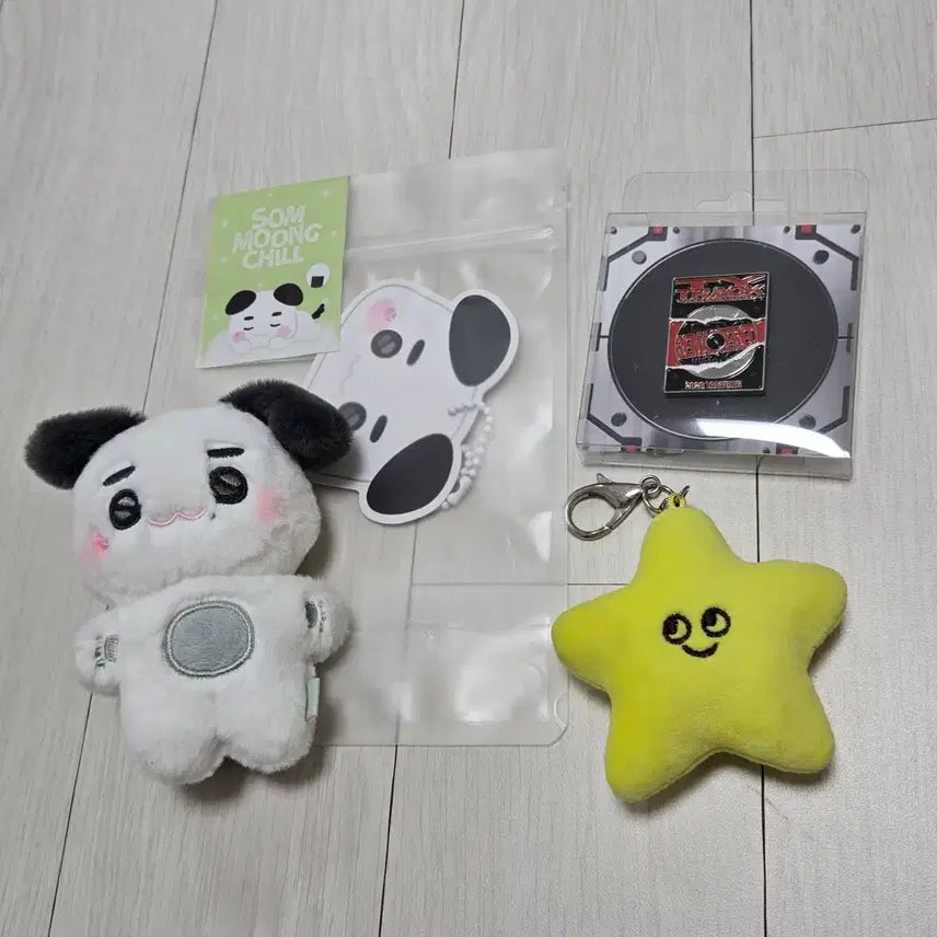 [BUNJANG] Taeyong Tonggrami Tonggasari Badge Bundle Set / 태용 툥그라미 툥가사리 뱃지 일괄
