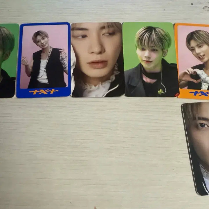 [BUNJANG] TXT DICON Photobook Photocard Bundle Set / TXT 디아이콘 화보집, 포카 28장(범규특전2종포함)