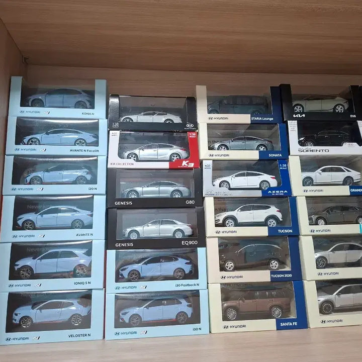 [BUNJANG] Hyundai &amp; Kia Diecast Car Collection Bundle (44 Units) / (판매중)(1:38)현대자동차/기아자동차 미니카 다이캐스트 44대 일괄