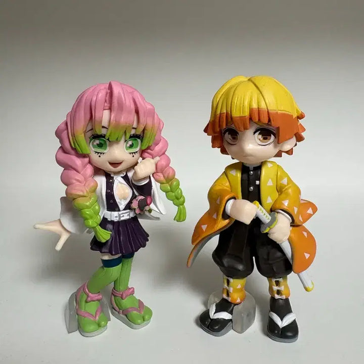 [BUNJANG] Demon Slayer Zenitsu &amp; Mitsuri Figures Bundle Set / 귀멸의칼날 팔버스 젠이츠 미츠리 피규어