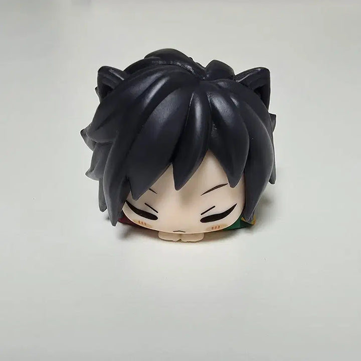 [BUNJANG] Demon Slayer Giyu Ohiruneko Figure (Unsealed) / 개봉)귀멸의칼날 기유 오히루네코 피규어