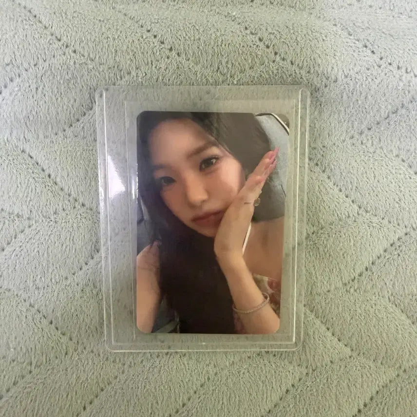 [BUNJANG] fromis_9 2nd Week Studio Visit Photocard Baek Ji-heon / 프로미스나인 2주차 공방포카 백지헌