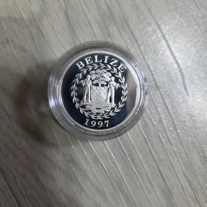 [BUNJANG] 1945 Balmoral Castle One Dollar Commemorative Coin - Elizabeth The Queen Mother / 엘리자베스 더 퀸 마더 1945 발모럴 성 1달러 기념 주화