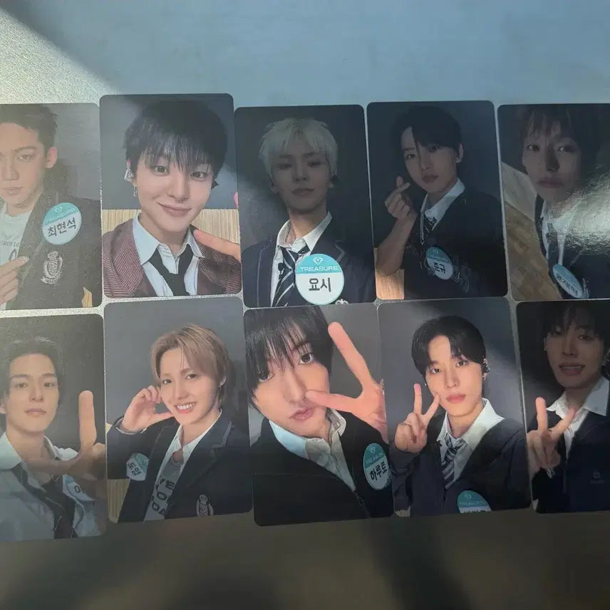 [BUNJANG] TREASURE FOLLOW EVENT "THE SAME" School Uniform Photocard / 트레저 팔로우 이벤트 더세임 교복 포카 양도 TREASURE FOLLOW EVENT