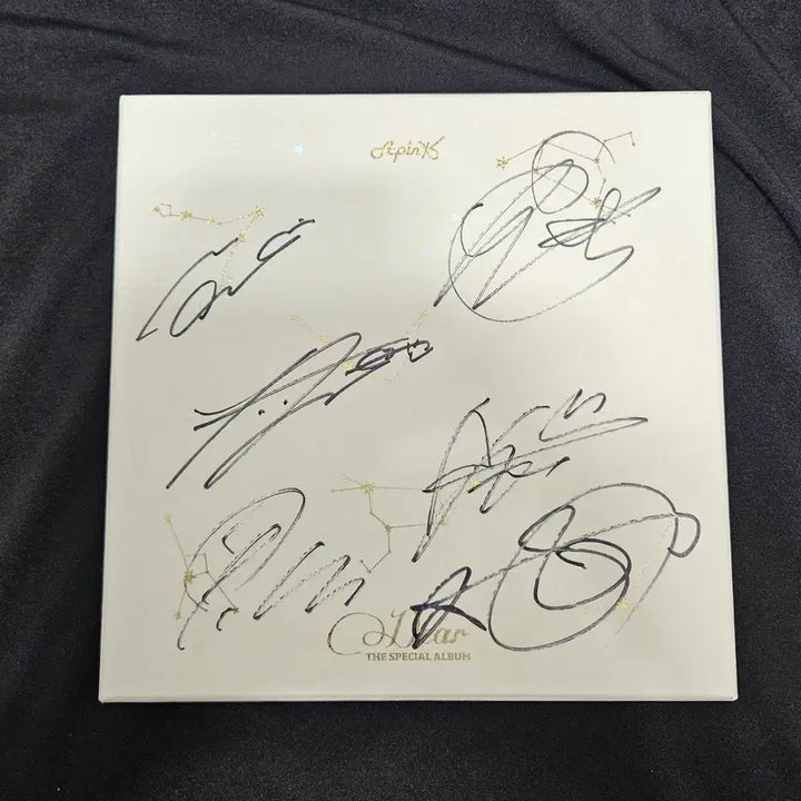 [BUNJANG] Apink Dear Special Album Full Member Signed Edition with Eunji Photocard / (급처) 에이핑크 Dear 스페셜 앨범 전원 친필 싸인반 (정은지 포카 포함)
