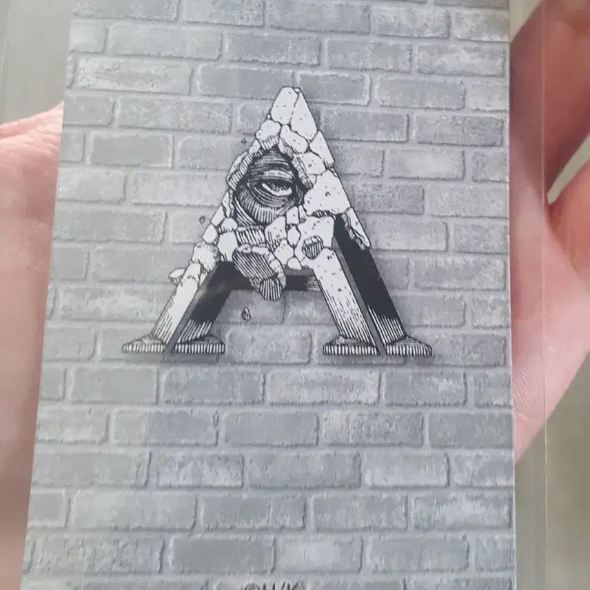 [BUNJANG] Attack on Titan Armin Lenticular / 진격의거인 렌티큘러 아르민 팝니다