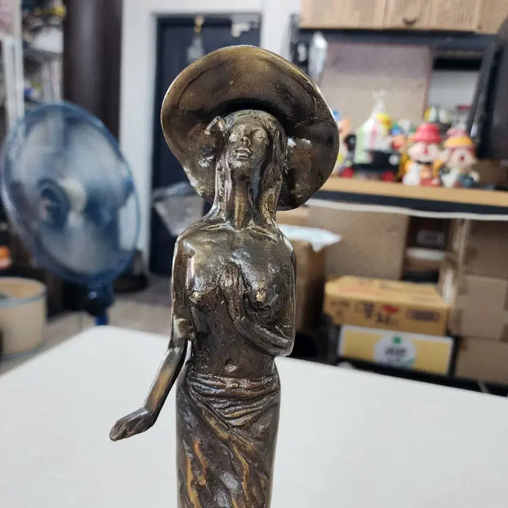 [BUNJANG] Bronze Artwork HJ / 놋쇠 브론즈 작품 HJ. 전체높이34.5cm  작품높이29.5cm