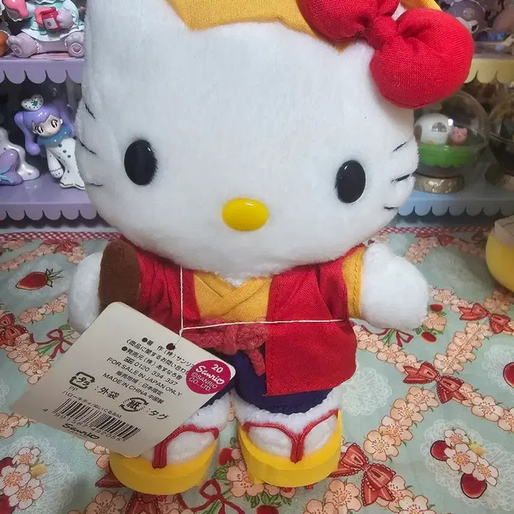 [BUNJANG] Sanrio Classic Mito Komon Hello Kitty Doll (Ibaraki Limited Edition, 2001) / 고전 산리오 2001년 이바라키한정 미토 고몬 헬로키티 인형