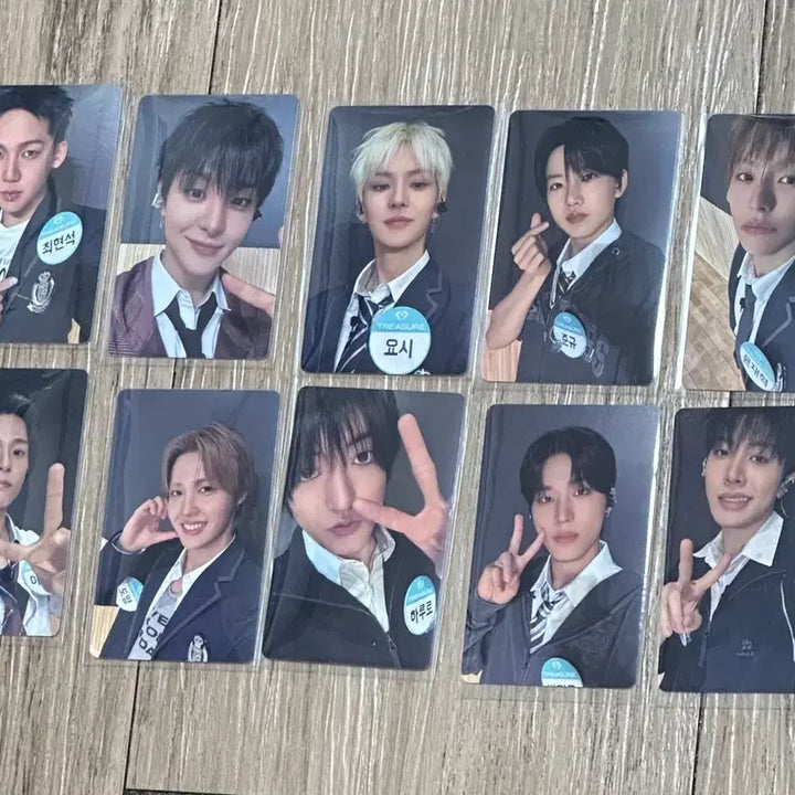 [BUNJANG] TREASURE FOLLOW EVENT The Same School Uniform Photocard Bundle Set / 일괄) 트레저 음원 팔로우 이벤트 더세임 교복 포카 양도 TREASURE FOLLOW EVENT