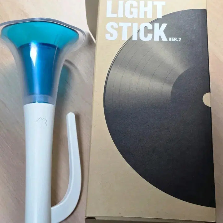 [BUNJANG] BTOB Cheer Stick Ver.1 Trumpet Stick / 비투비 응원봉 ver1 나팔봉